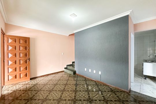 Casa para alugar com 2 quartos, 120m² em Jardim Marrocos, São Bernardo do Campo