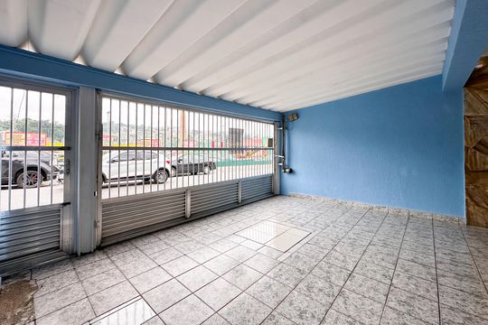 Garagem de casa para alugar com 2 quartos, 120m² em Jardim Marrocos, São Bernardo do Campo
