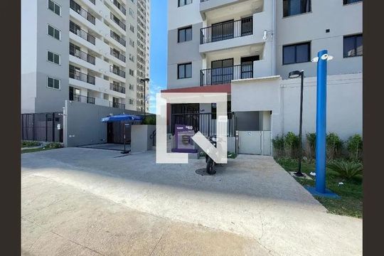 Fachada  de apartamento para alugar com 2 quartos, 42m² em Vila Campanela, São Paulo
