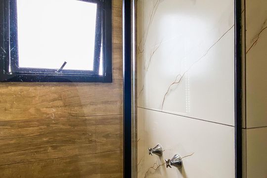 Banheiro  de apartamento para alugar com 2 quartos, 42m² em Vila Campanela, São Paulo