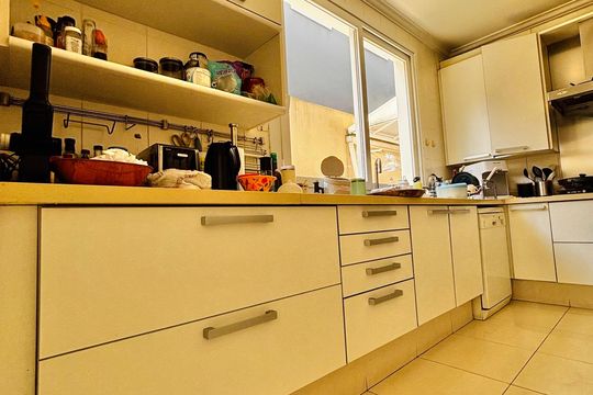 Cozinha  de casa de condomínio à venda com 3 quartos, 470m² em Residencial Cinco (alphaville), Santana de Parnaíba