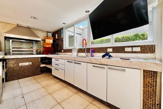Churrasqueira de casa de condomínio à venda com 3 quartos, 470m² em Residencial Cinco (alphaville), Santana de Parnaíba
