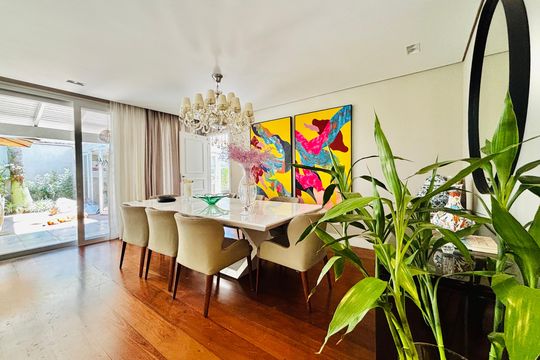 Sala de Jantar 1 de casa de condomínio à venda com 3 quartos, 470m² em Residencial Cinco (alphaville), Santana de Parnaíba