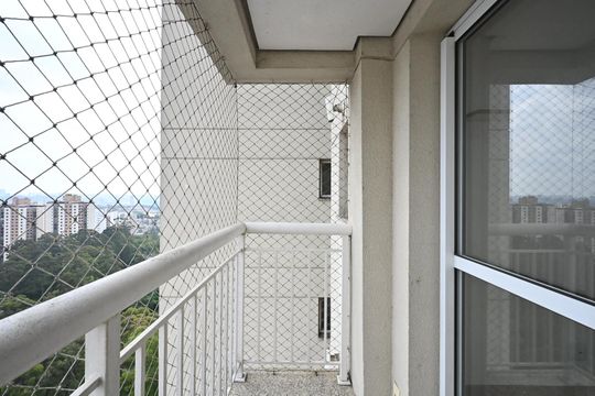 Varanda de apartamento para alugar com 2 quartos, 57m² em Jardim Henriqueta, Taboão da Serra