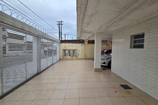 Garagem de casa de condomínio para alugar com 3 quartos, 62m² em Nova Mirim, Praia Grande