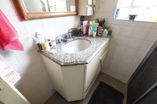 Banheiro de casa à venda com 2 quartos, 180m² em Ipiranga, São Paulo