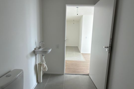 Apartamento para alugar com 2 quartos, 53m² em Qi 416, Brasília