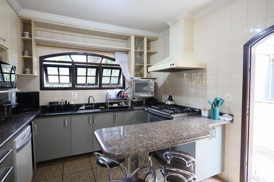 Cozinha de casa à venda com 6 quartos, 325m² em Adalgisa, São Paulo