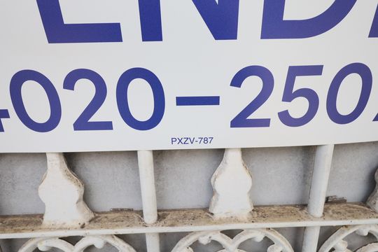 Placa  de casa à venda com 6 quartos, 325m² em Adalgisa, São Paulo