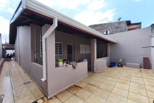 Quintal de casa à venda com 2 quartos, 104m² em Parque Residencial Vila União, Campinas