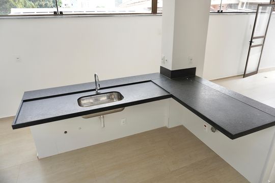 Cozinha  de apartamento à venda com 3 quartos, 109m² em Funcionários, Belo Horizonte