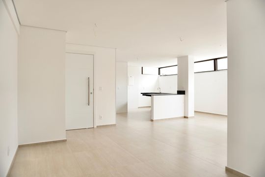Apartamento à venda com 3 quartos, 109m² em Funcionários, Belo Horizonte