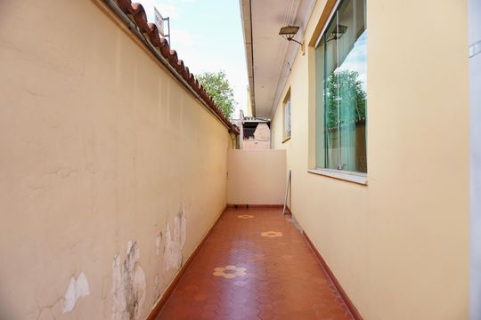 Varanda 2 (Casa 1) de casa à venda com 7 quartos, 442m² em Concórdia, Belo Horizonte