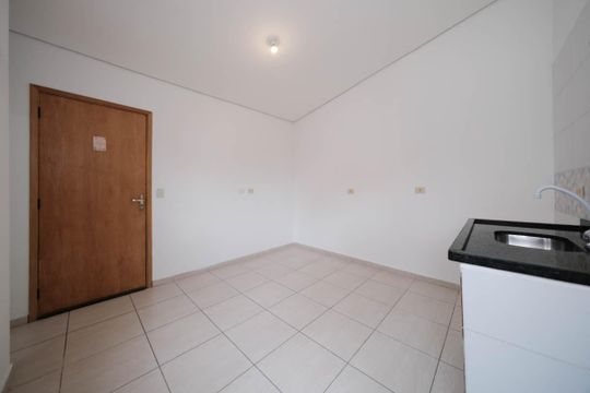 Sala/Cozinha de apartamento para alugar com 1 quarto, 31m² em Vila Nhocuné, São Paulo