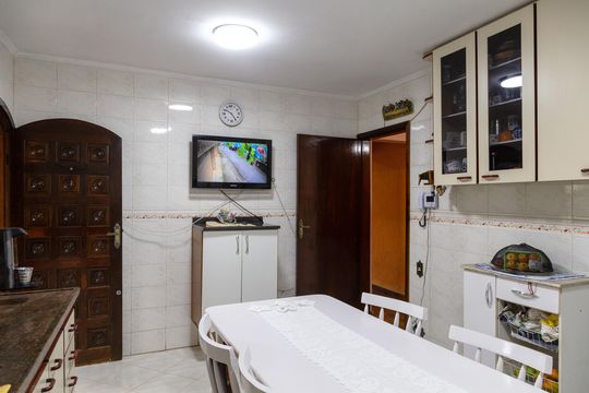 Cozinha de casa para alugar com 3 quartos, 80m² em Parque Primavera, Guarulhos