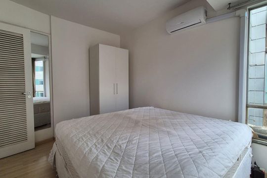 Quarto  de kitnet/studio para alugar com 1 quarto, 60m² em Lourdes, Belo Horizonte