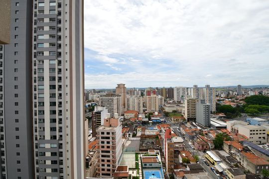 Vista Quarto  de apartamento à venda com 1 quarto, 45m² em Bosque, Campinas