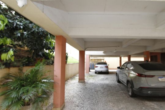 Garagem de apartamento para alugar com 3 quartos, 80m² em Caiçara-adelaide, Belo Horizonte