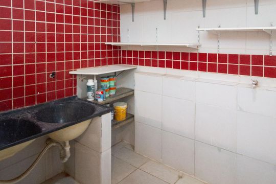 Casa de Condomínio para alugar com 3 quartos, 370m² em Colônia Agrícola Bernardo Sayão, Brasília