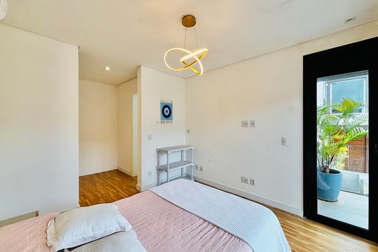 Suíte 3 de casa de condomínio para alugar com 4 quartos, 320m² em Alphaville, Barueri