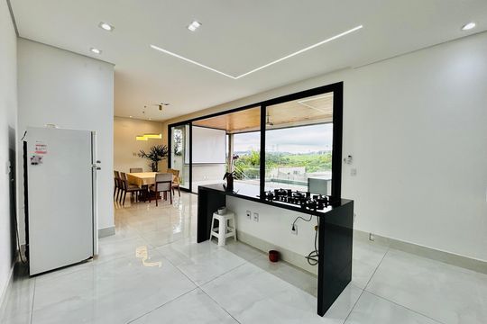Casa de Condomínio para alugar com 4 quartos, 320m² em Alphaville, Barueri