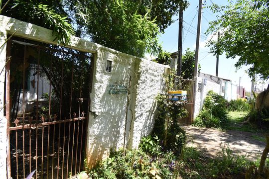 Casa de casa à venda com 1 quarto, 180m² em Cidade Industrial de Curitiba, Curitiba