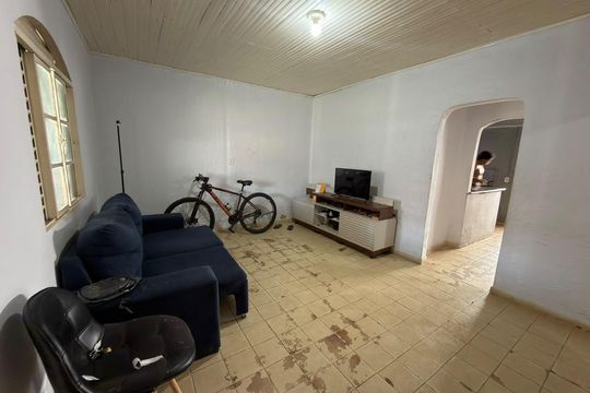 Casa à venda com 2 quartos, 200m² em Qnn 24, Brasília