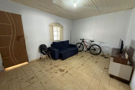 Casa à venda com 2 quartos, 200m² em Qnn 24, Brasília