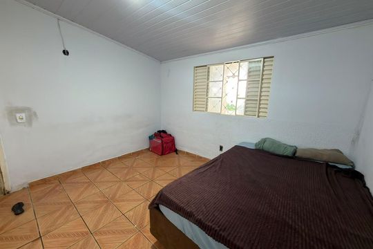 Casa à venda com 2 quartos, 200m² em Qnn 24, Brasília