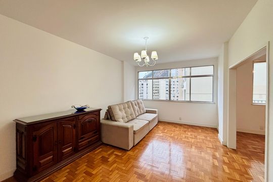 Apartamento para alugar com 3 quartos, 110m² em Copacabana, Rio de Janeiro