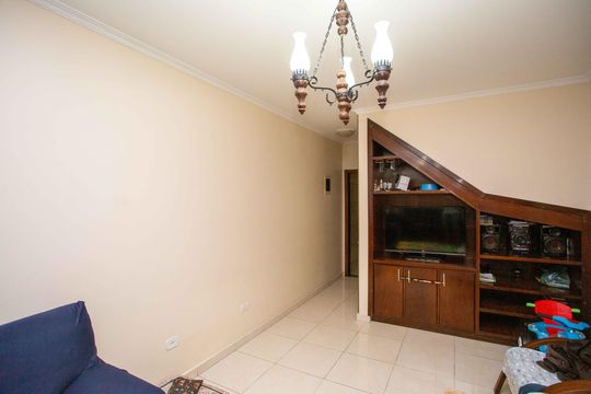 Casa à venda com 3 quartos, 176m² em Piraporinha, Diadema