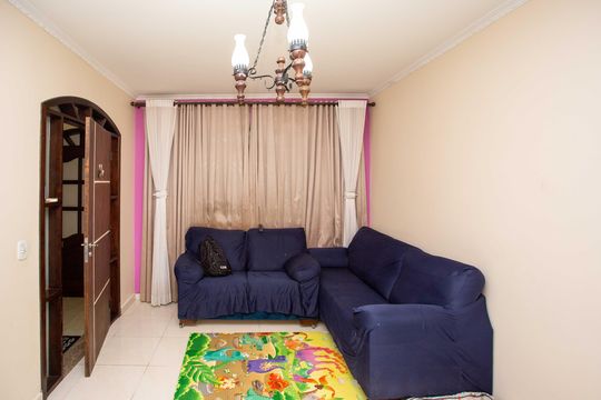 Sala de casa à venda com 3 quartos, 176m² em Piraporinha, Diadema