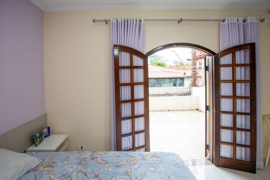 Quarto 1 de casa à venda com 3 quartos, 176m² em Piraporinha, Diadema