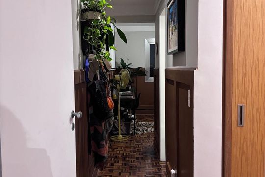 Corredor de apartamento à venda com 1 quarto, 60m² em Vila Ipojuca, São Paulo