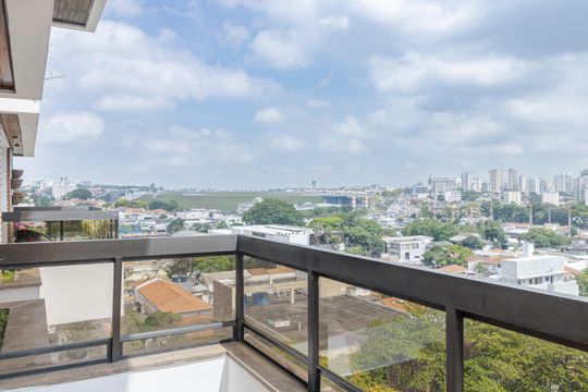 Sacada da sala de apartamento para alugar com 3 quartos, 105m² em Indianópolis, São Paulo