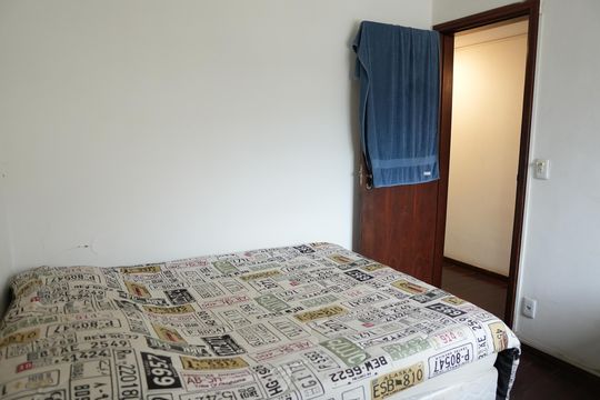 Quarto 2 de apartamento à venda com 4 quartos, 135m² em Cidade Jardim, Belo Horizonte