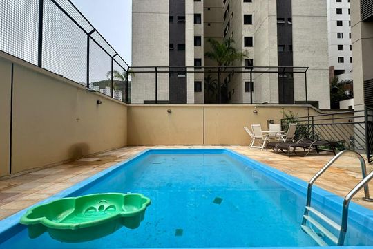 Área comum - Piscina de apartamento à venda com 3 quartos, 132m² em Sion, Belo Horizonte