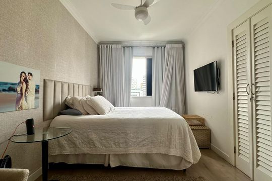 Suíte de apartamento à venda com 3 quartos, 132m² em Sion, Belo Horizonte