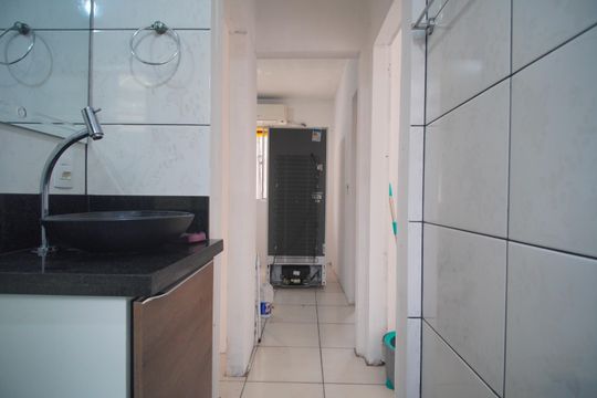 Banheiro de apartamento para alugar com 2 quartos, 55m² em Cohab, Sapucaia do Sul