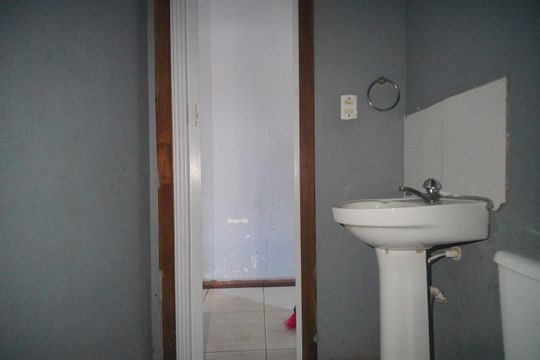Banheiro de casa para alugar com 2 quartos, 51m² em Campina, São Leopoldo