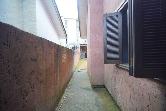 Corredor de casa para alugar com 2 quartos, 51m² em Campina, São Leopoldo