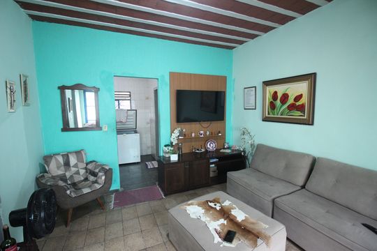 Sala de casa à venda com 2 quartos, 365m² em Glória, Belo Horizonte
