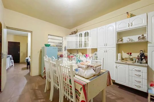 Cozinha de casa à venda com 5 quartos, 303m² em Bandeiras, Osasco