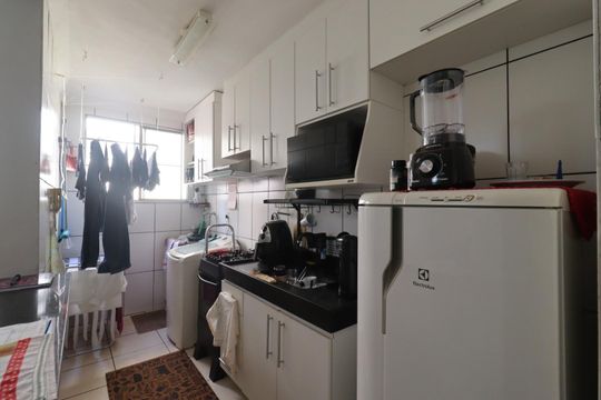 Cozinha de apartamento para alugar com 2 quartos, 50m² em Lagoinha, Ribeirão Preto