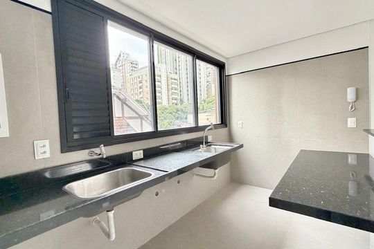 Apartamento à venda com 3 quartos, 123m² em Lourdes, Belo Horizonte