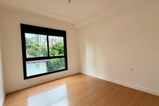 Apartamento à venda com 3 quartos, 123m² em Lourdes, Belo Horizonte