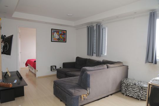 Apartamento para alugar com 1 quarto, 45m² em Vila Carmosina, São Paulo