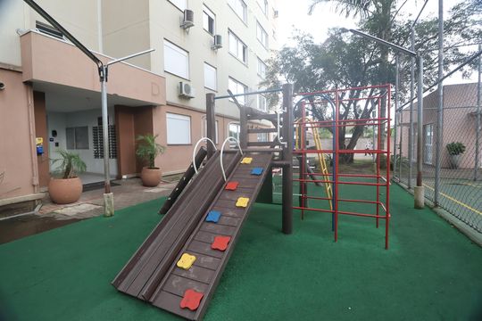 Área comum - Playground de apartamento à venda com 2 quartos, 54m² em Fátima, Canoas