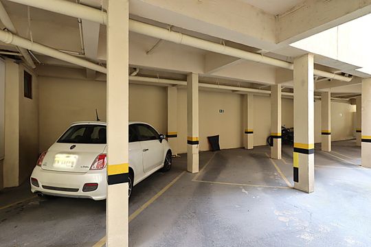 Garagem de apartamento à venda com 2 quartos, 74m² em Higienópolis, Porto Alegre