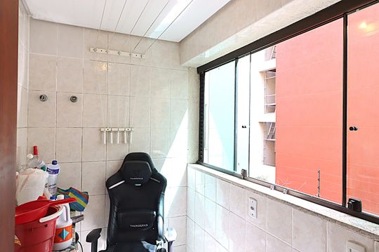 Área de Serviço de apartamento à venda com 2 quartos, 74m² em Higienópolis, Porto Alegre